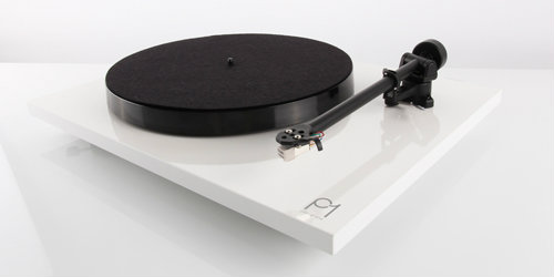 rega-planar-1-white