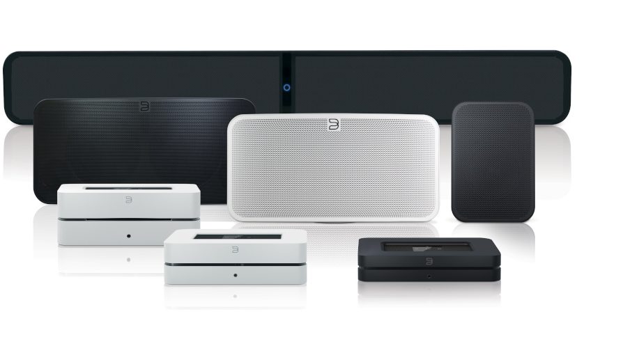 Bluesound_Gen2i_Family_with_Soundbar