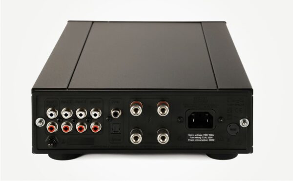 Rega Brio Mk7 achteraan
