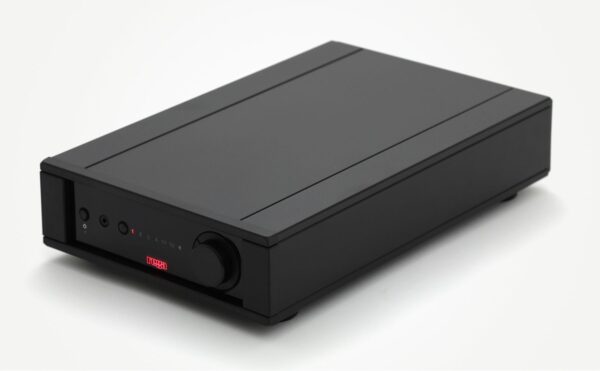 Rega Brio Mk7 schuin voor